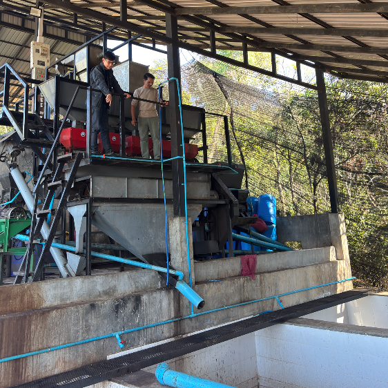 NAWIN DOI CHANG WASHED - Newbery St.